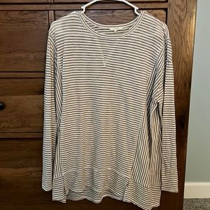 Boutique tunic lightweight